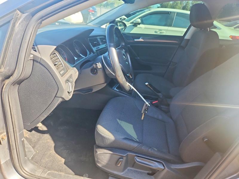 62057126 :رقم المزاد ، 3VWB17AU4JM289413 vin ، 2018 Volkswagen Golf مزاد بيع
