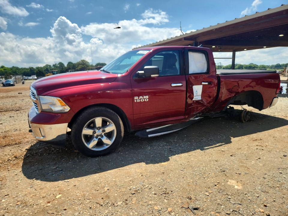 61205636 :رقم المزاد ، 1C6RR7GG5FS564448 vin ، 2015 Ram 1500 مزاد بيع