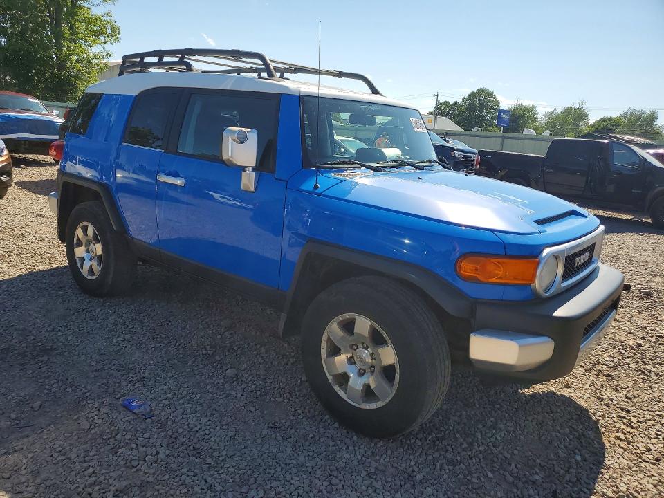 59864696 :رقم المزاد ، JTEBU11F070018879 vin ، 2007 Toyota Fj Cruiser مزاد بيع