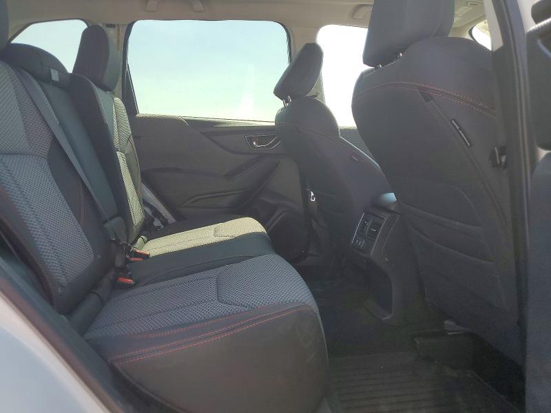 62723576 :رقم المزاد ، JF2SKAJC1NH501037 vin ، 2022 Subaru Forester مزاد بيع