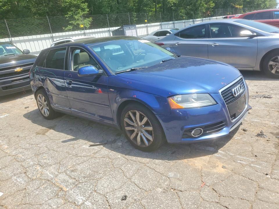 Продаж на аукціоні авто 2011 Audi A3, vin: WAUBJAFM0BA056536, номер лоту: 62764246