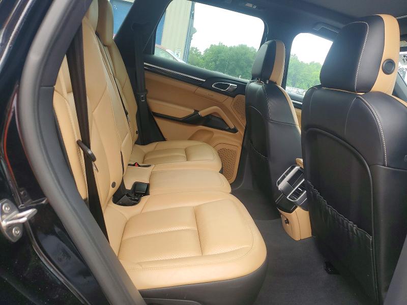59218656 :رقم المزاد ، WP1AF2A24GKA40920 vin ، 2016 Porsche Cayenne مزاد بيع