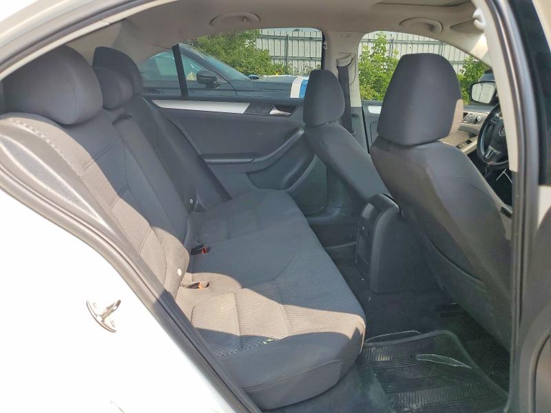 60186126 :رقم المزاد ، 3VWDK7AJ3DM407919 vin ، 2013 Volkswagen Jetta مزاد بيع