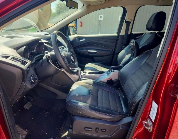 61738456 :رقم المزاد ، 1FMCU0GX4FUC21604 vin ، 2015 Ford Escape مزاد بيع