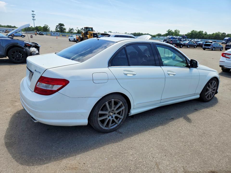 61899896 :رقم المزاد ، WDDGF8BBXAF451256 vin ، 2010 Mercedes-benz C مزاد بيع