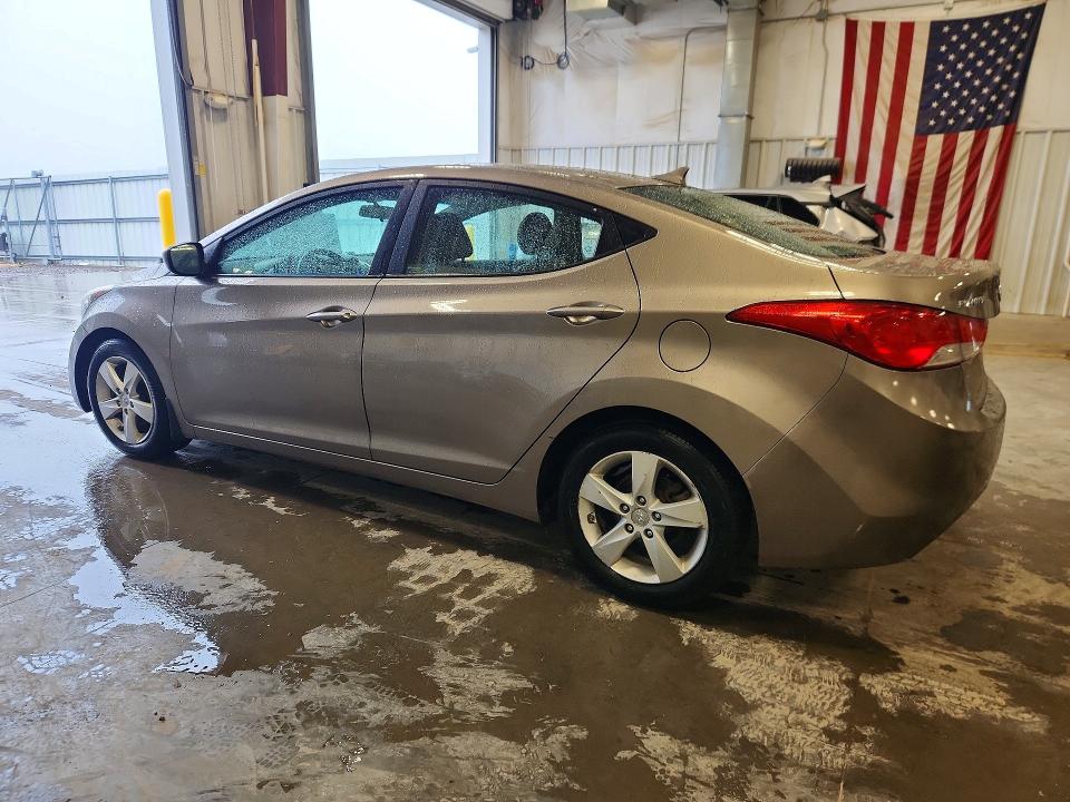 63673106 :رقم المزاد ، 5NPDH4AE5DH394034 vin ، 2013 Hyundai Elantra مزاد بيع