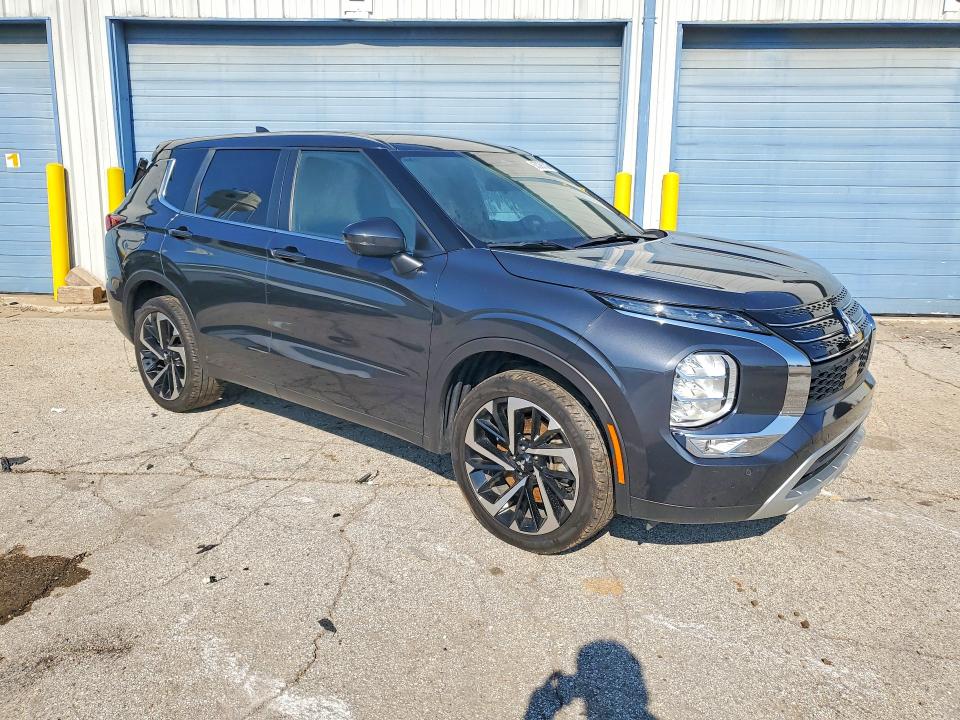 Продажа на аукционе авто 2024 Mitsubishi Outlander, vin: JA4J3VA85RZ068598, номер лота: 63035786
