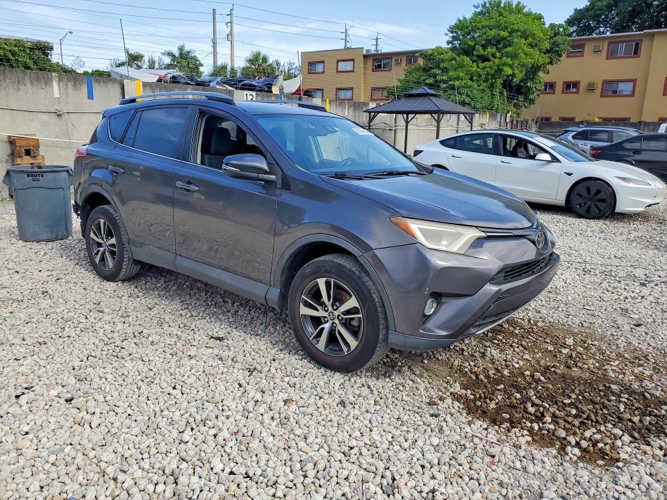 Продажа на аукционе авто 2018 Toyota Rav4, vin: 2T3WFREV8JW511728, номер лота: 60364086