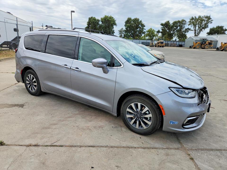 2021 Chrysler Pacifica მანქანა იყიდება აუქციონზე, vin: 2C4RC1L77MR544326, აუქციონის ნომერი: 61235696