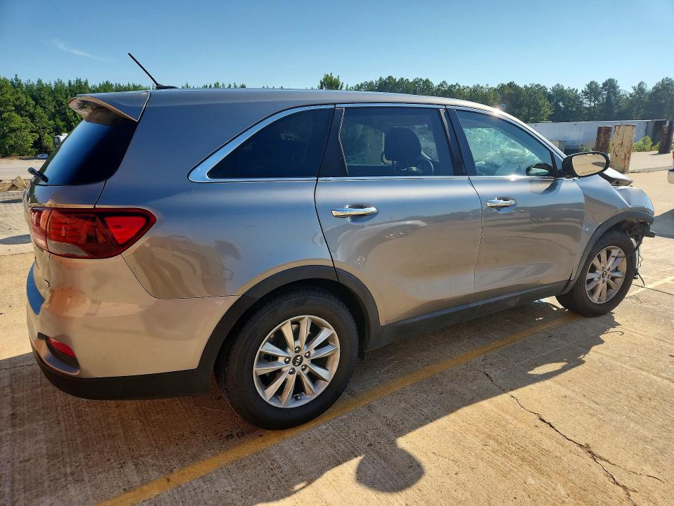60327946 :رقم المزاد ، 5XYPG4A39KG531012 vin ، 2019 Kia Sorento مزاد بيع