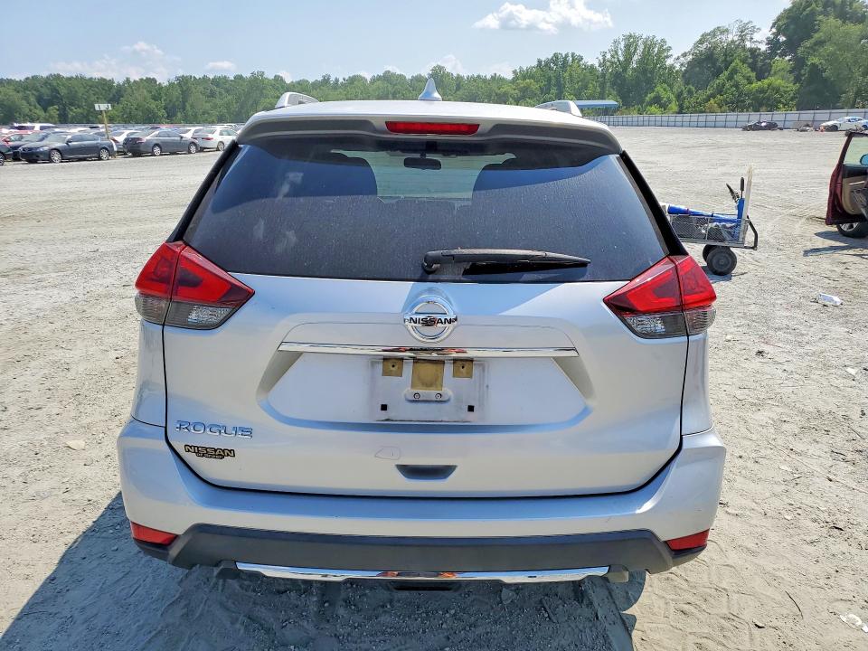 59581976 :رقم المزاد ، JN8AT2MT3JW470473 vin ، 2018 Nissan Rogue مزاد بيع