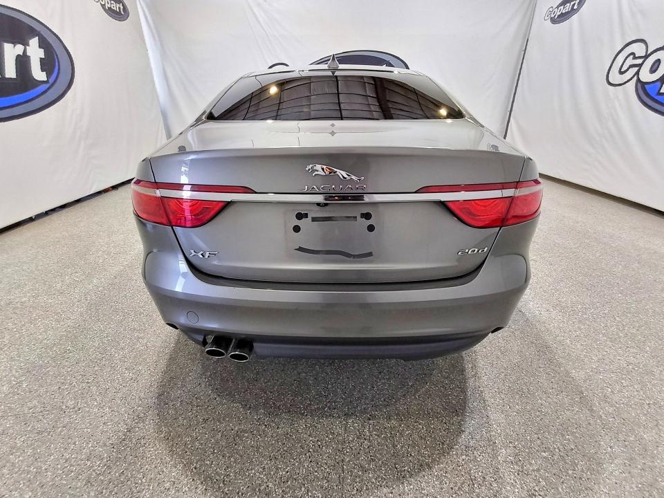 Продажа на аукционе авто 2017 Jaguar Xf, vin: SAJBD4BNXHCY36116, номер лота: 60705006