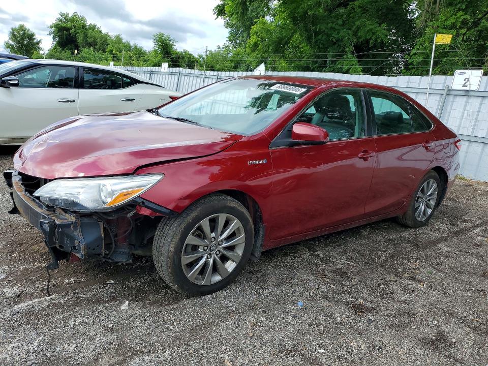 2015 Toyota Camry Hybrid მანქანა იყიდება აუქციონზე, vin: 4T1BD1FK0FU155978, აუქციონის ნომერი: 60969886