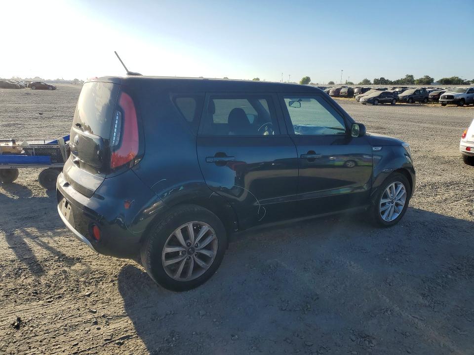 Aukcja sprzedaży 2017 Kia Soul, vin: KNDJP3A56H7463582, numer aukcji: 61331996