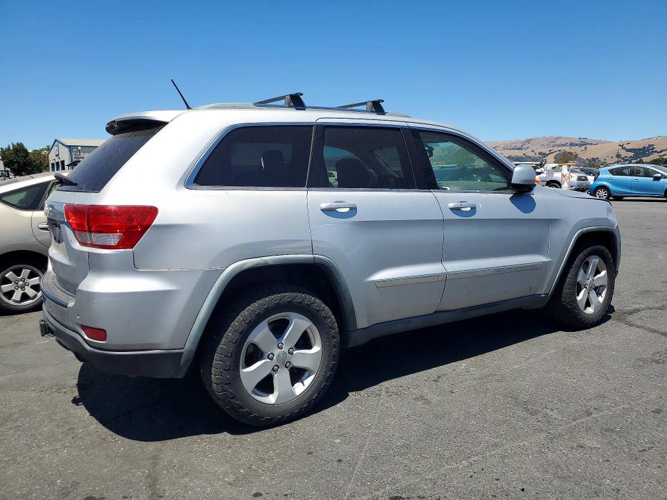 2011 Jeep Grand Cherokee მანქანა იყიდება აუქციონზე, vin: 1J4RR4GG2BC563666, აუქციონის ნომერი: 62304686