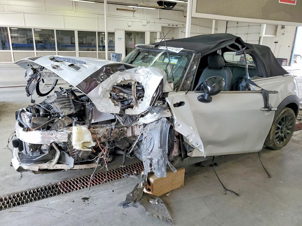 Продажа на аукционе авто 2018 Mini Cooper, vin: WMWWG9C55J3E38448, номер лота: 62347216