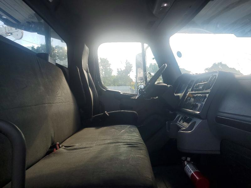 Продаж на аукціоні авто 2015 Freightliner M2, vin: 1FVACXCY6FHGH2714, номер лоту: 59991116