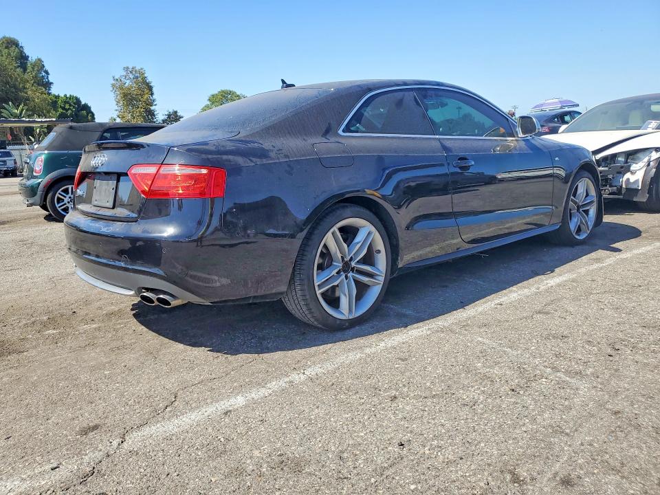 62618516 :رقم المزاد ، WAURV78T08A011082 vin ، 2008 Audi S5 مزاد بيع