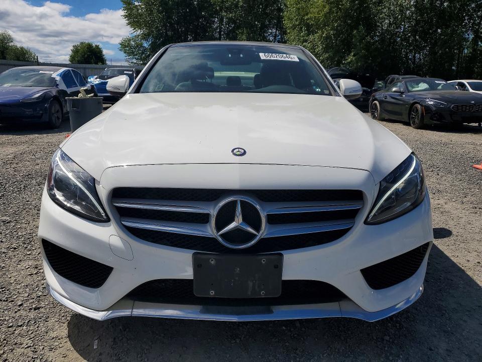 60620646 :رقم المزاد ، 55SWF4KB7FU073602 vin ، 2015 Mercedes-benz C مزاد بيع