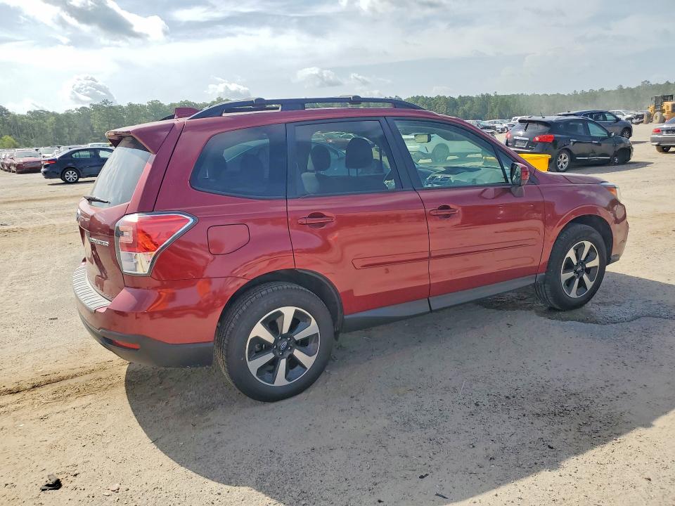 61374116 :رقم المزاد ، JF2SJAGC4JH575721 vin ، 2018 Subaru Forester مزاد بيع