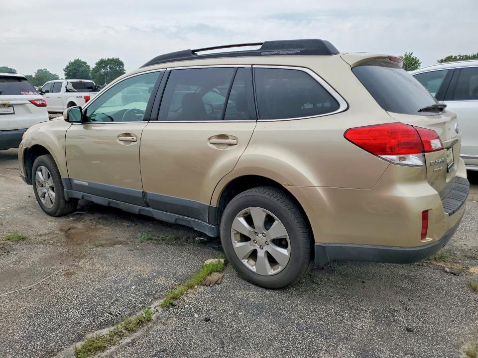 61562716 :رقم المزاد ، 4S4BRCLC9A3327241 vin ، 2010 Subaru Outback مزاد بيع