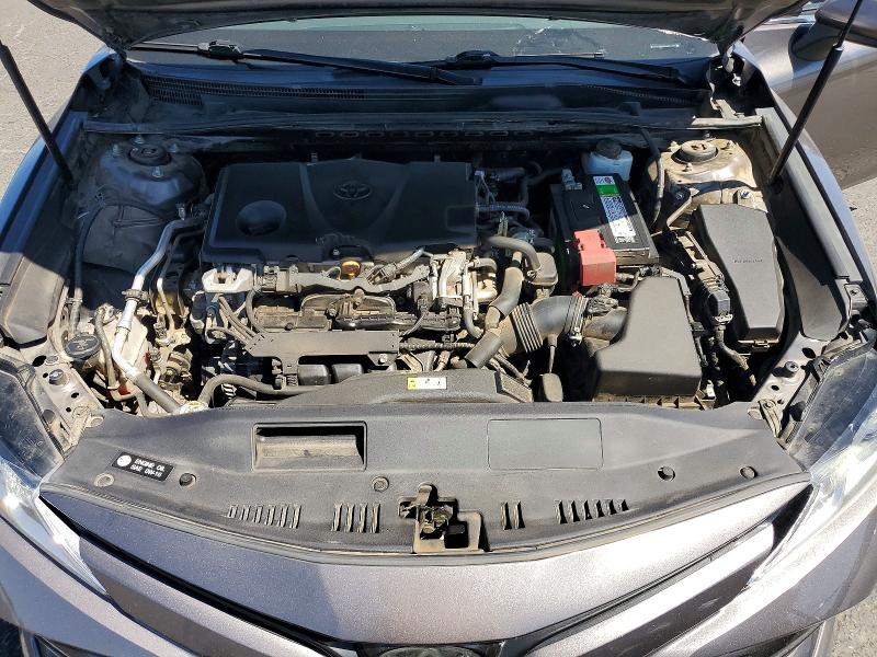 62540676 :رقم المزاد ، 4T1B11HK7KU740492 vin ، 2019 Toyota Camry مزاد بيع