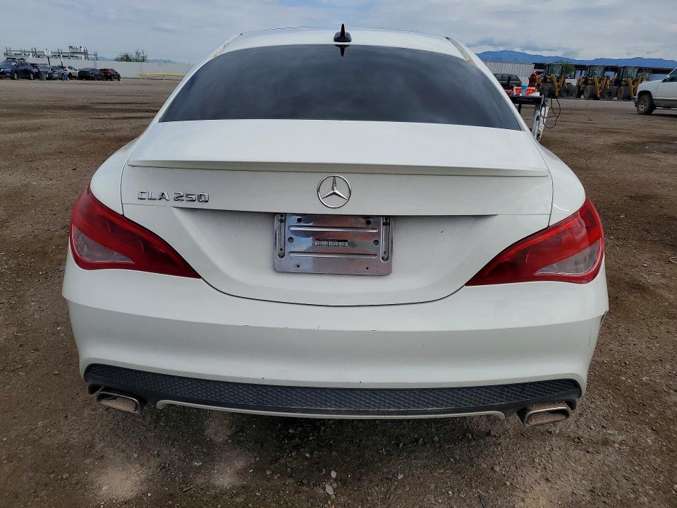Продажа на аукционе авто 2015 Mercedes-benz Cla, vin: WDDSJ4EB0FN225270, номер лота: 61062756