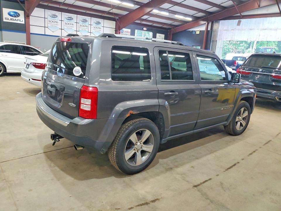 61851436 :رقم المزاد ، 1C4NJRFB3HD206319 vin ، 2017 Jeep Patriot مزاد بيع