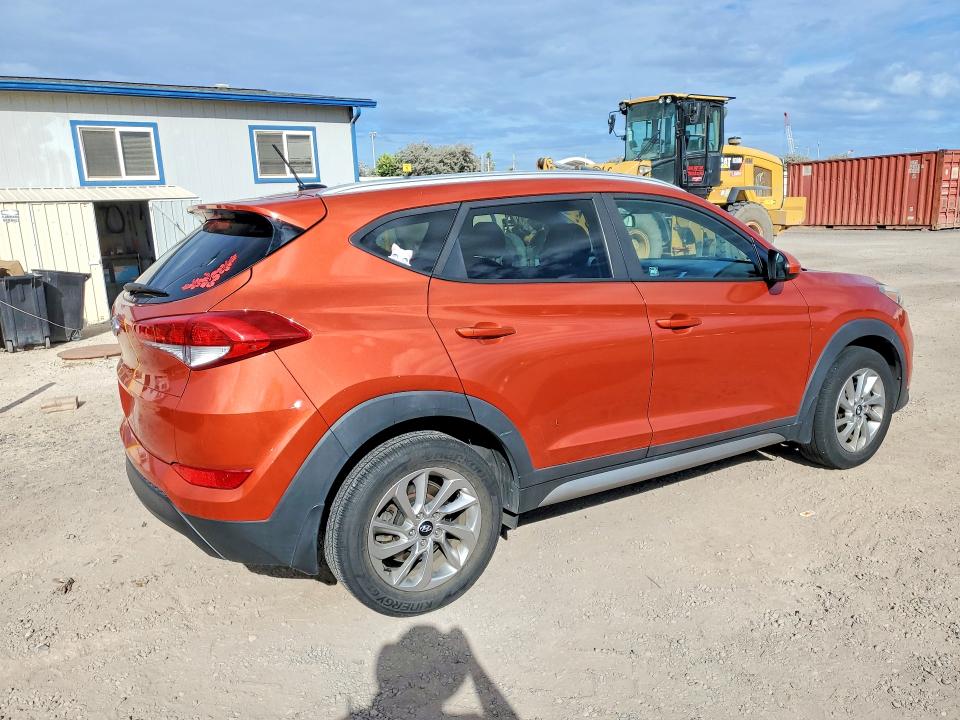 Продажа на аукционе авто 2017 Hyundai Tucson, vin: KM8J33A41HU378780, номер лота: 61822046