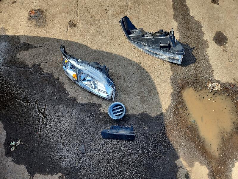 2001 Nissan Sentra მანქანა იყიდება აუქციონზე, vin: 3N1CB51D01L499136, აუქციონის ნომერი: 62333496