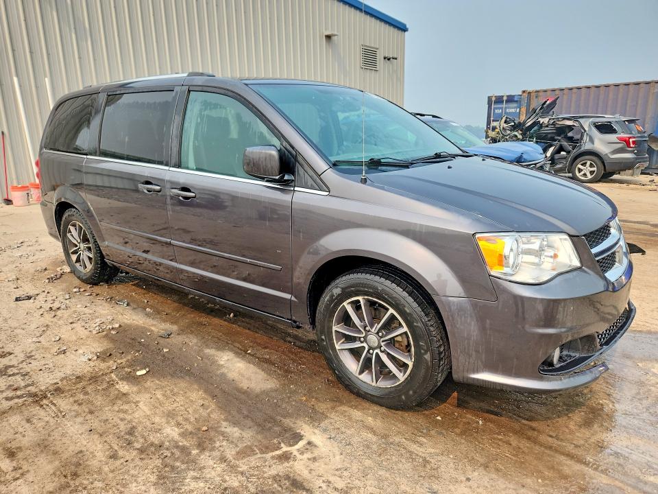 61023816 :رقم المزاد ، 2C4RDGCG8HR745724 vin ، 2017 Dodge Grand Caravan مزاد بيع