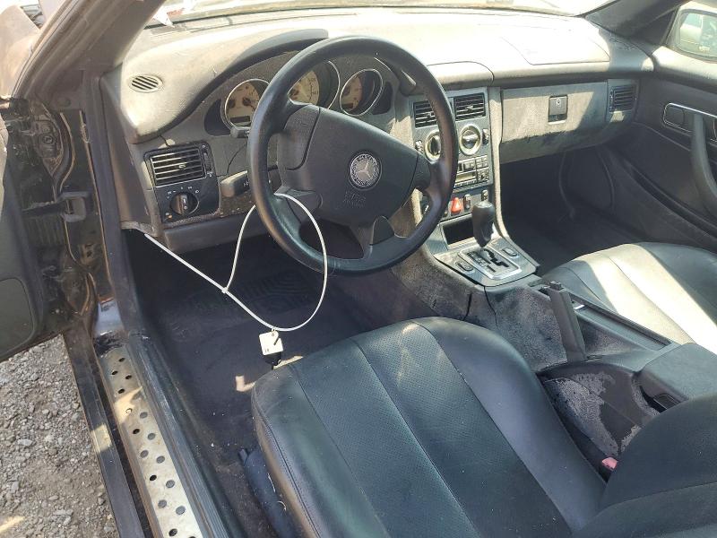 1998 Mercedes-benz Slk მანქანა იყიდება აუქციონზე, vin: WDBKK47F9WF072419, აუქციონის ნომერი: 61551066