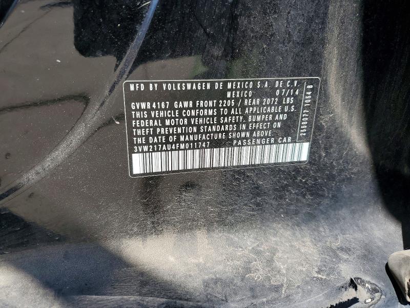 60180106 :رقم المزاد ، 3VW217AU4FM011747 vin ، 2015 Volkswagen Golf مزاد بيع