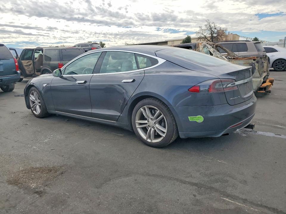 Aukcja sprzedaży 2015 Tesla Model S, vin: 5YJSA1E21FF110961, numer aukcji: 61018656