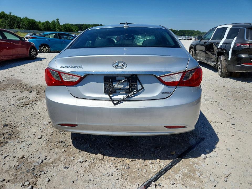 60780776 :رقم المزاد ، 5NPEC4AC8DH599395 vin ، 2013 Hyundai Sonata مزاد بيع