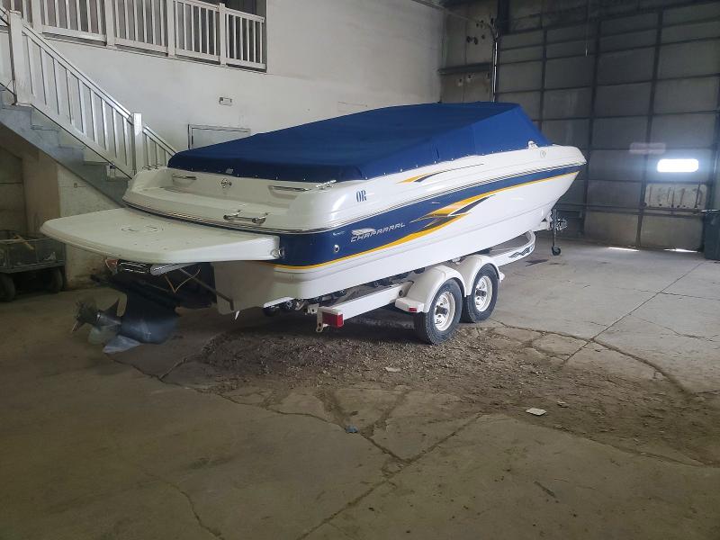 2000 Chaparral 240ssi მანქანა იყიდება აუქციონზე, vin: FGBG3332F000, აუქციონის ნომერი: 60748536