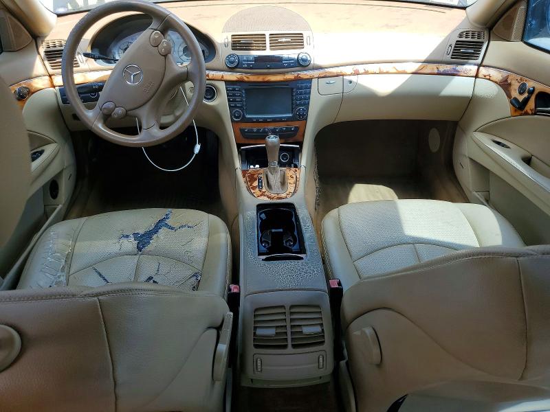 60719146 :رقم المزاد ، WDBUF56X18B206492 vin ، 2008 Mercedes-benz E مزاد بيع