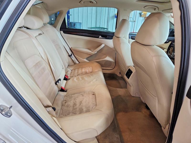 Продаж на аукціоні авто 2015 Volkswagen Passat, vin: 1VWCV7A35FC084949, номер лоту: 61403796