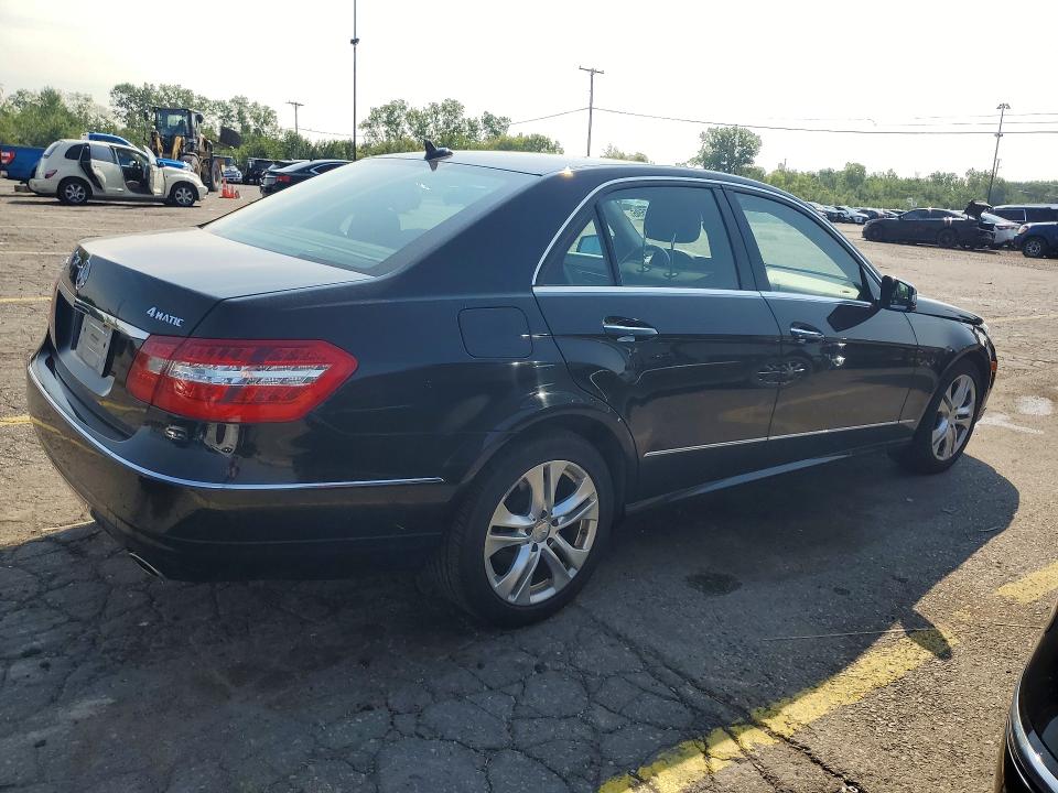 Продажа на аукционе авто 2010 Mercedes-benz E, vin: WDDHF8HBXAA098834, номер лота: 63407596