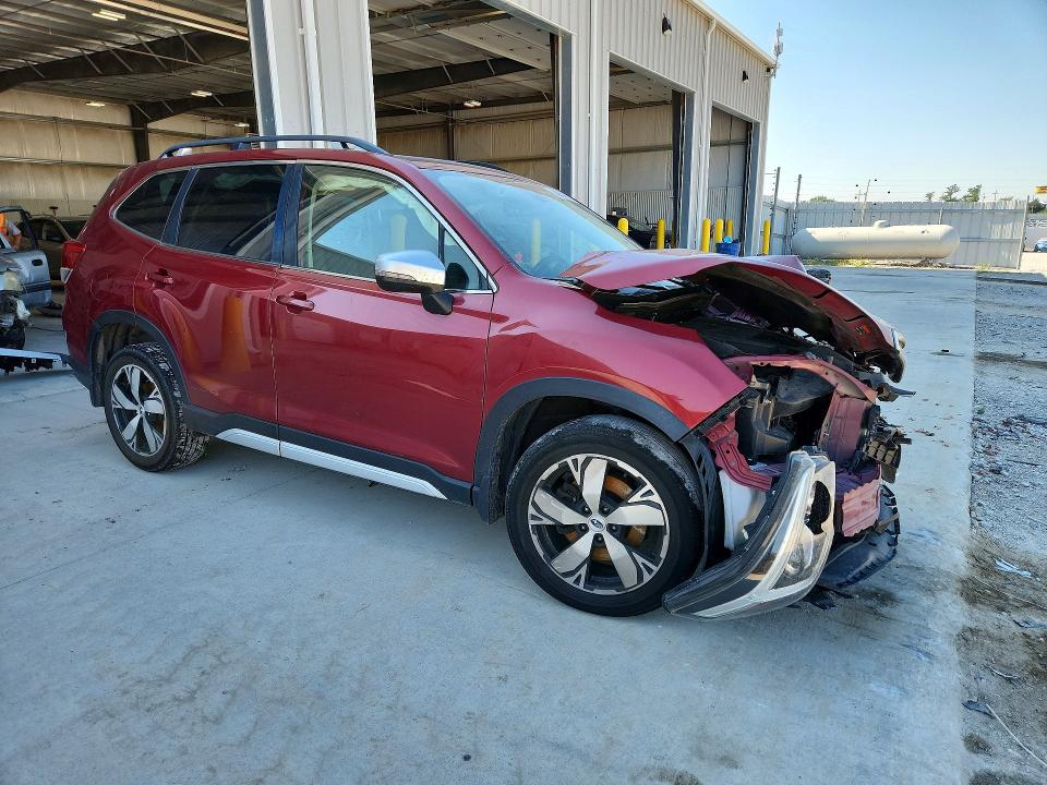 2020 Subaru Forester მანქანა იყიდება აუქციონზე, vin: JF2SKAXC5LH605261, აუქციონის ნომერი: 60954786