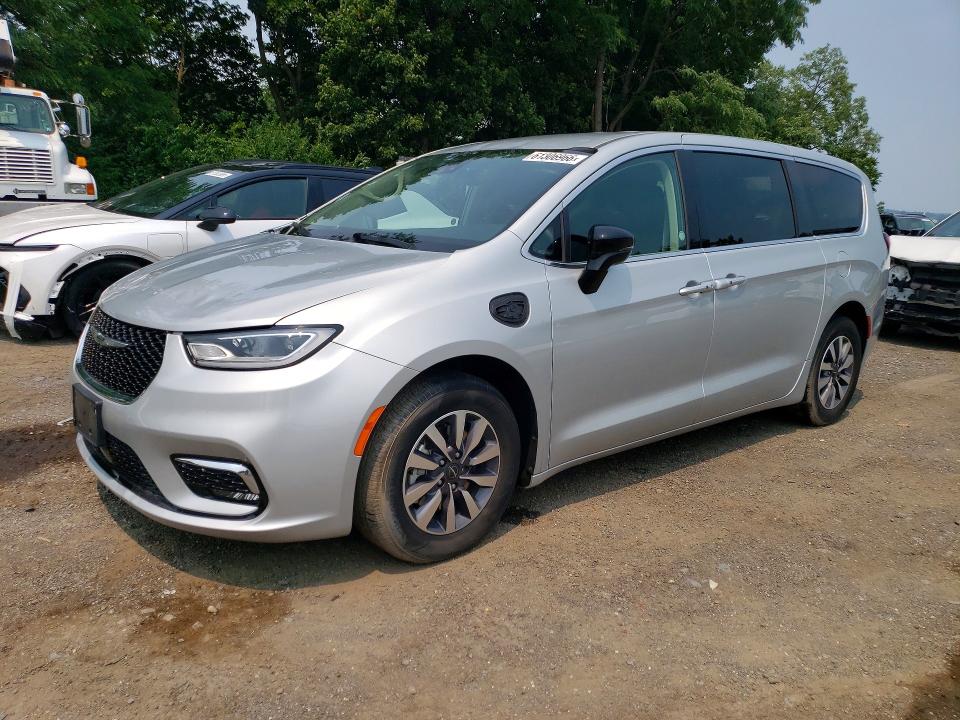 Продажа на аукционе авто 2024 Chrysler Pacifica, vin: 2C4RC1S76RR141544, номер лота: 61306966