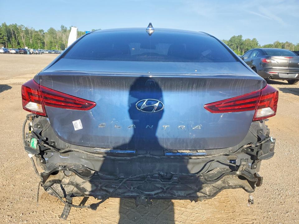 2019 Hyundai Elantra მანქანა იყიდება აუქციონზე, vin: KMHD84LFXKU889740, აუქციონის ნომერი: 60035826