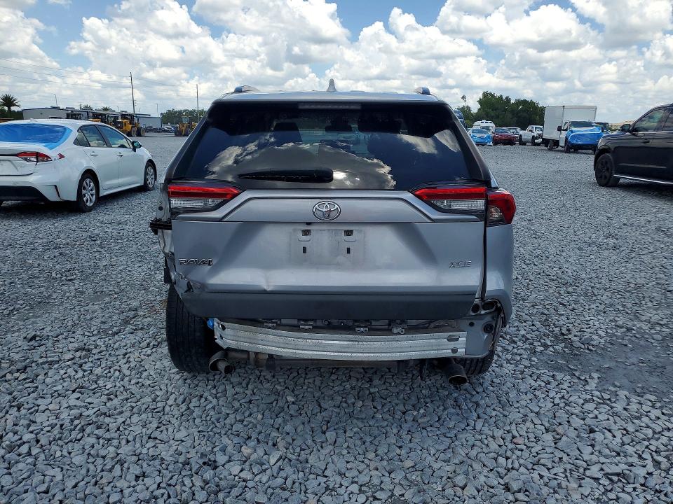Продажа на аукционе авто 2020 Toyota Rav4, vin: JTMC1RFV5LD518233, номер лота: 61722446