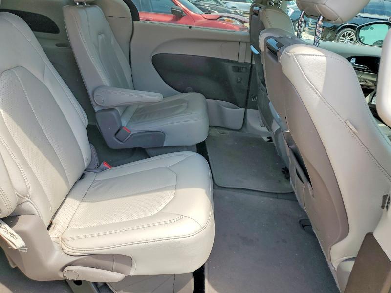 61776826 :رقم المزاد ، 2C4RC1EGXLR164943 vin ، 2020 Chrysler Pacifica مزاد بيع