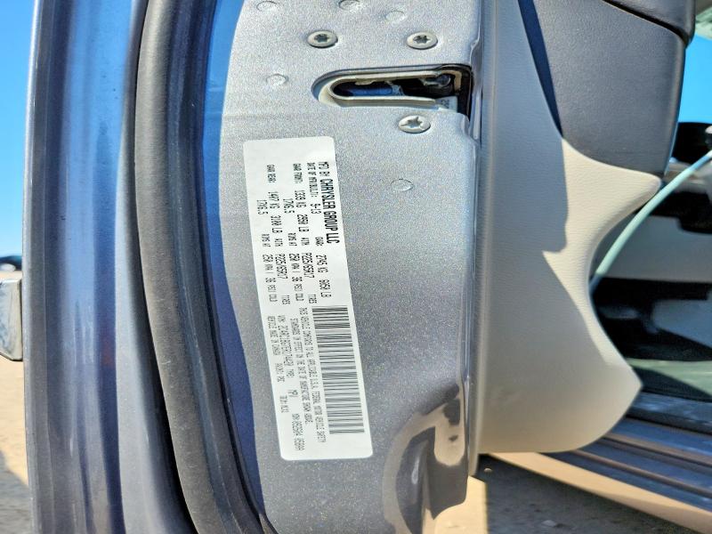 60694606 :رقم المزاد ، 2C4RC1BG7ER174420 vin ، 2014 Chrysler Town & Country مزاد بيع