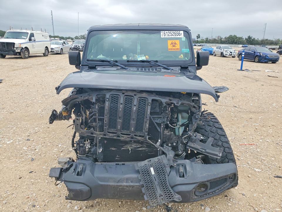 61252656 :رقم المزاد ، 1C4HJXDG0LW333753 vin ، 2020 Jeep Wrangler Unlimited مزاد بيع