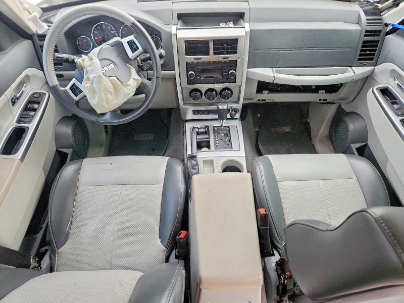60190846 :رقم المزاد ، 1J8GN58K58W208282 vin ، 2008 Jeep Liberty مزاد بيع