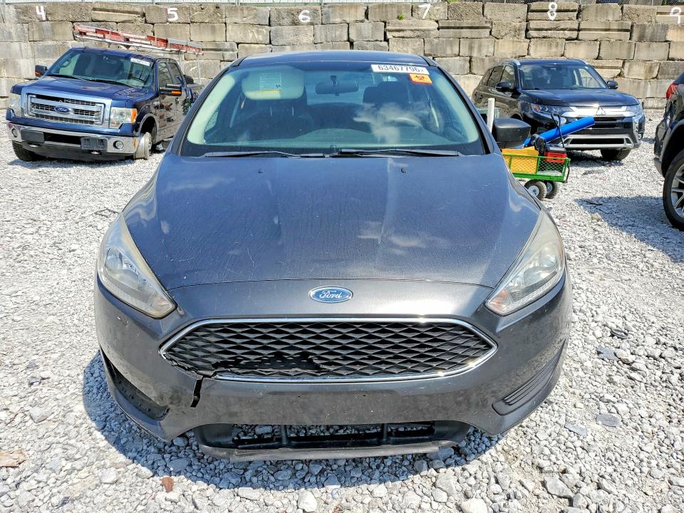 63467796 :رقم المزاد ، 1FADP3E23JL301392 vin ، 2018 Ford Focus مزاد بيع