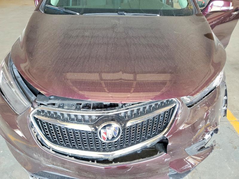 60828476 :رقم المزاد ، KL4CJFSM2JB633046 vin ، 2018 Buick Encore مزاد بيع
