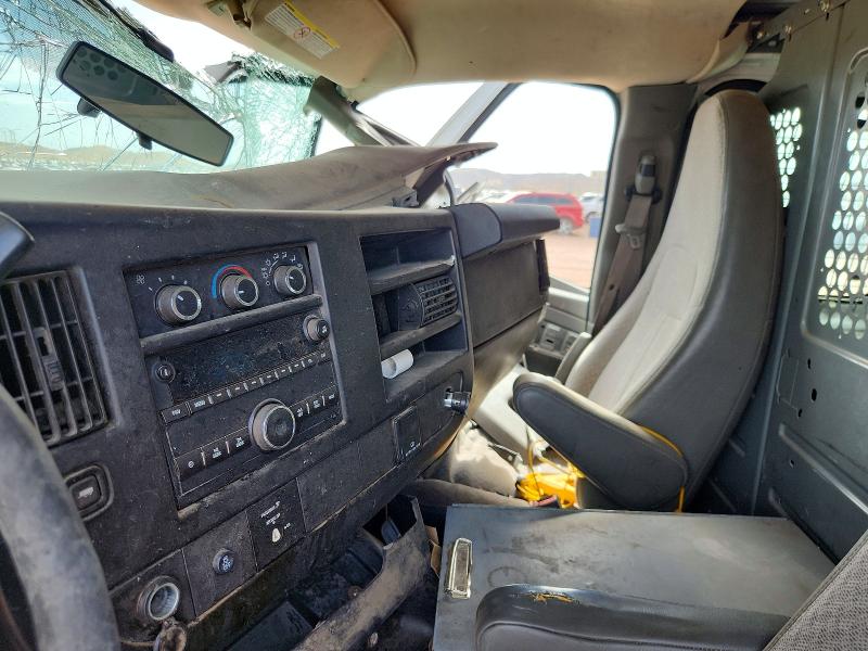 60736006 :رقم المزاد ، 1GTW7FCF0F1902286 vin ، 2015 Gmc Savana مزاد بيع